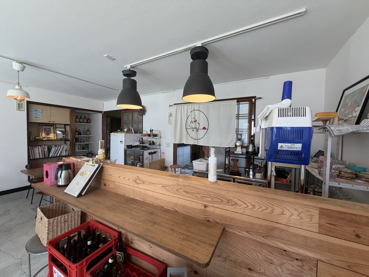 こぶたとカモメ 店内 レトロ 古民家カフェ